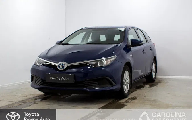 mazowieckie Toyota Auris cena 69999 przebieg: 124111, rok produkcji 2018 z Warszawa